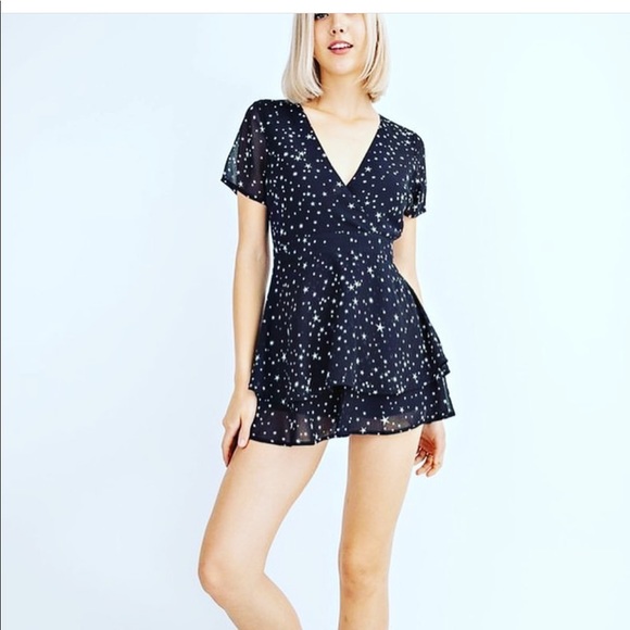 🌟 Seeing stars 🌟 Star print romper/dress - Picture 1 of 2